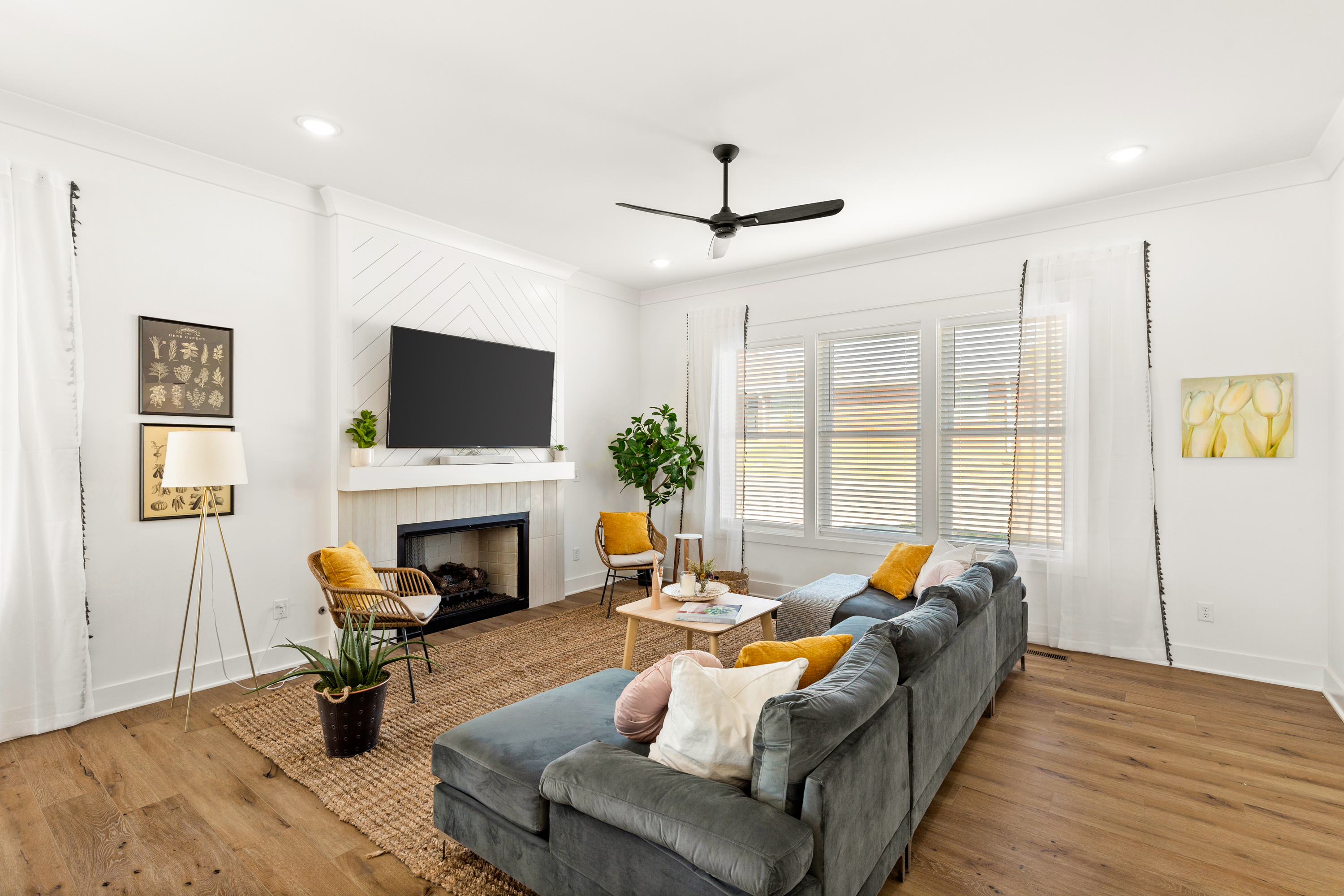 Cozy living room with modern furnishings and stylish decor
